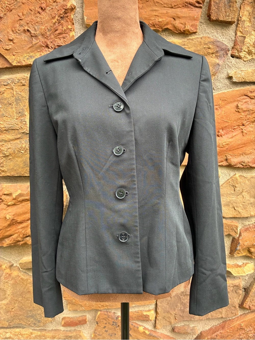 Jones New York Black Tailored Button-Front Blazer